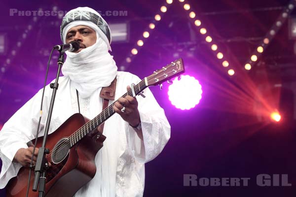 TINARIWEN - 2014-08-24 - SAINT CLOUD - Domaine National - Scene de l'Industrie - 